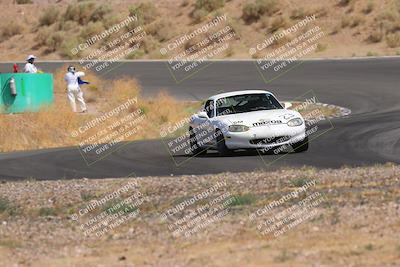 media/Jun-01-2025-CalClub SCCA (Sun) [[eae223c5dd]]/Group 5/Qualifying/